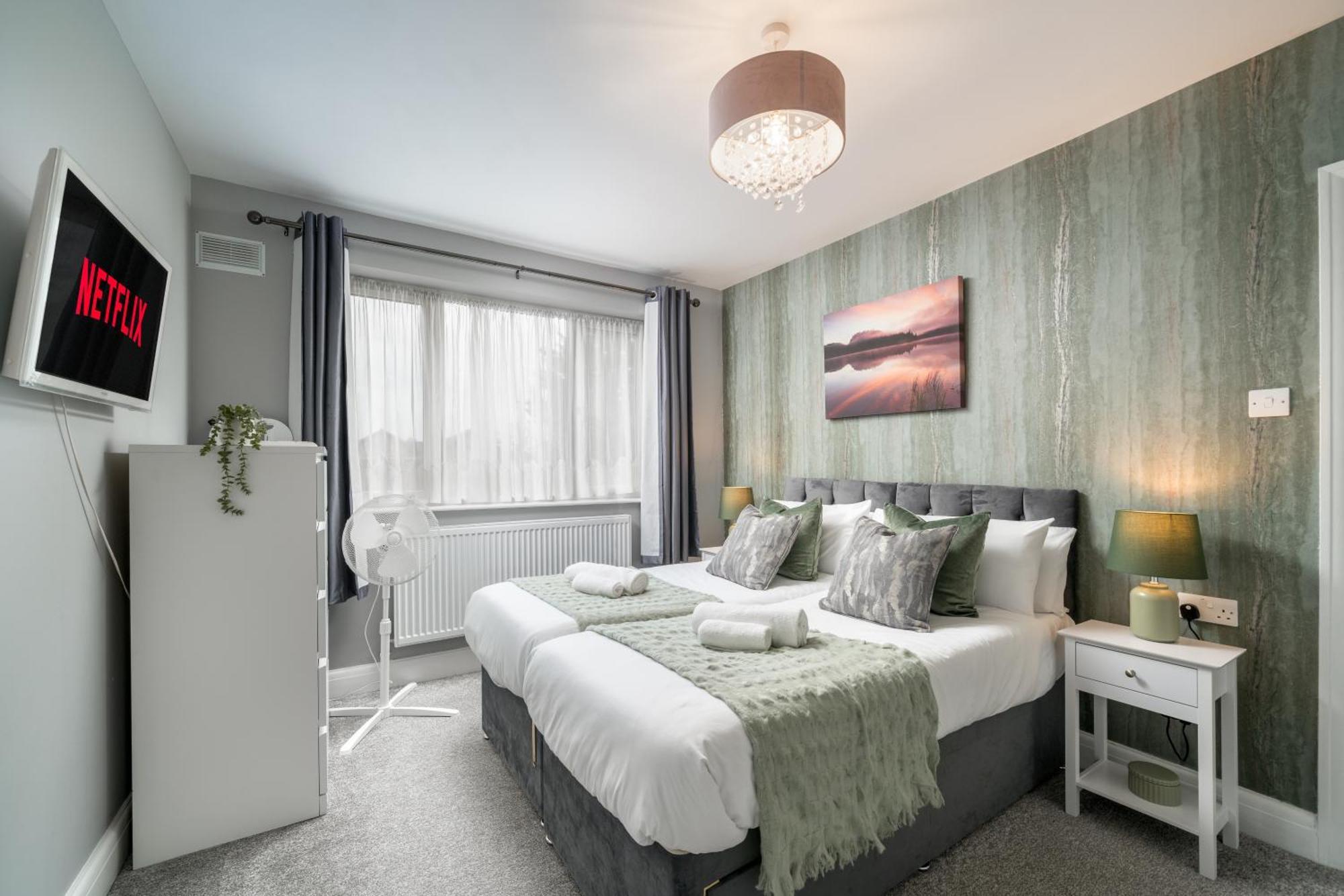 Lux 3Bed Near Wembley With Parking By Oceana Group - Sleeps 8 Apartment Harrow Exterior photo