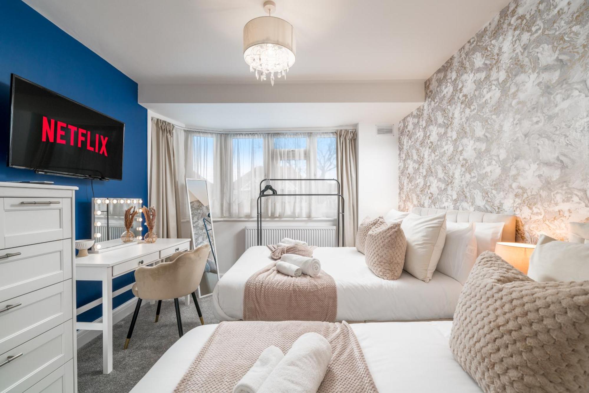 Lux 3Bed Near Wembley With Parking By Oceana Group - Sleeps 8 Apartment Harrow Exterior photo